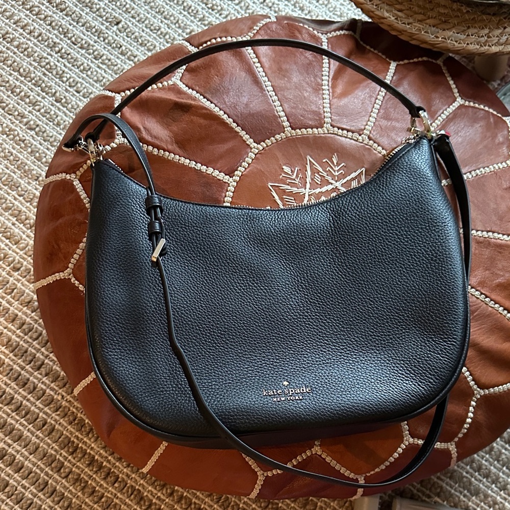 Kate Spade Nova Large shoulder or crossbody with Gold Accents - Picture 3 of 5
